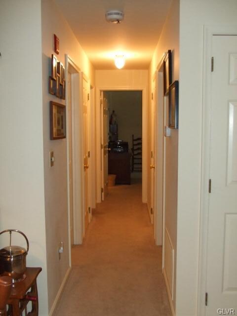 895 Cold Spring Rd, Allentown, PA 18103 - photo 3