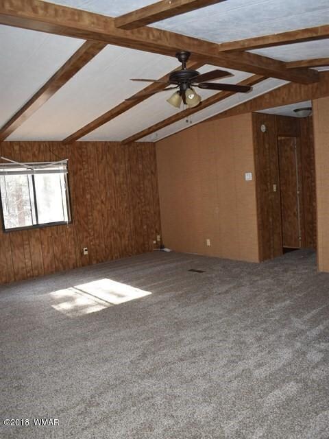 004_Living Room