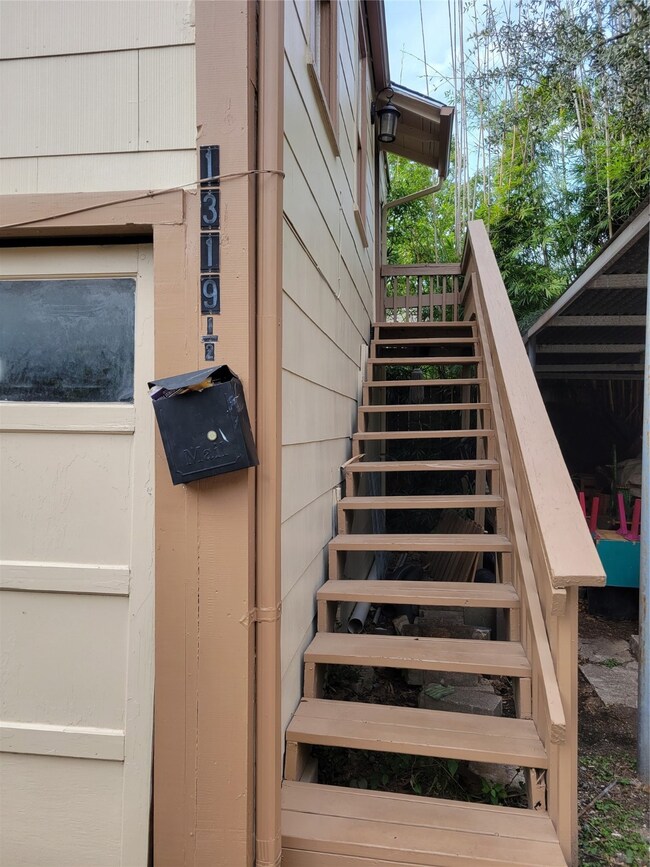 1319 Beverly St unit 1/2, Houston, TX 77008 - photo 6