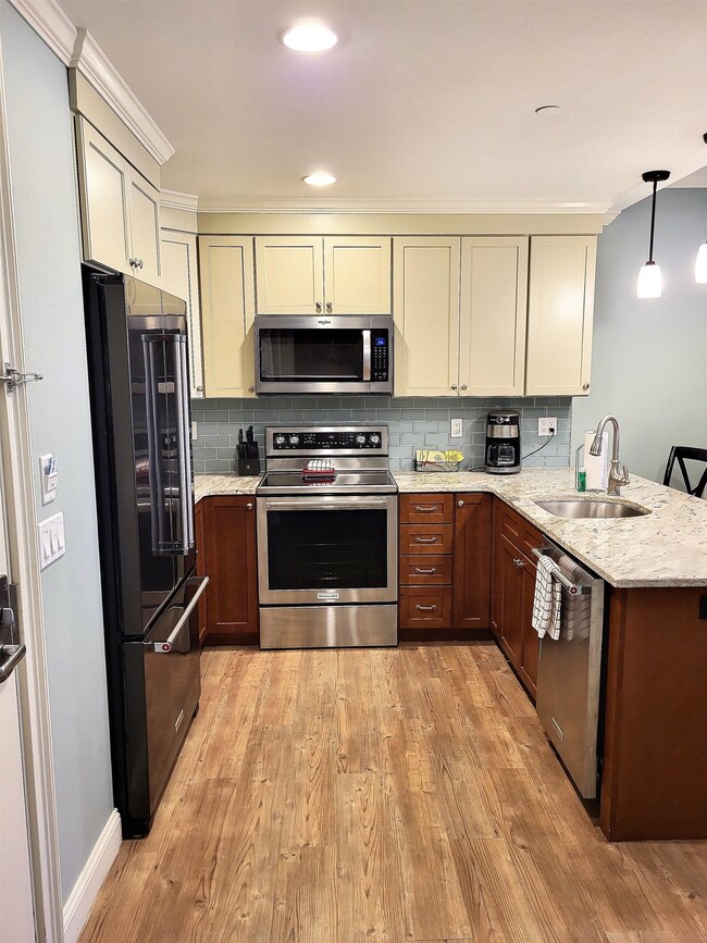 22 S Mountain Dr unit 401/403, Lincoln, NH 03251 - photo 6