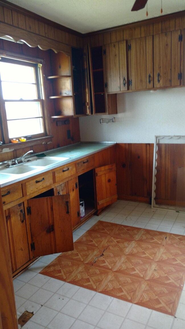 Kitchen with plenty of cabinet space