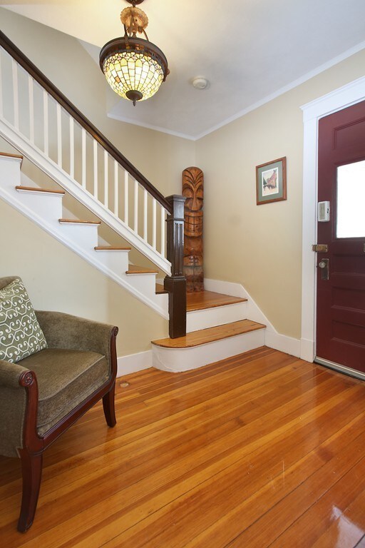 32 Howard St, Waltham, MA 02451 - photo 4