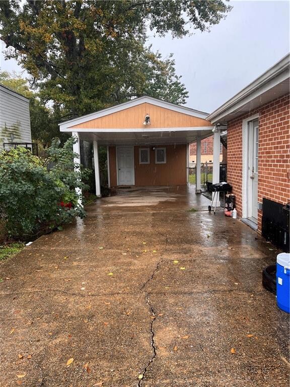 Outdoor shed