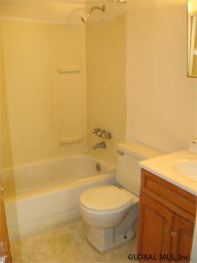 520 Morris St unit 5, Albany, NY 12208 - photo 2