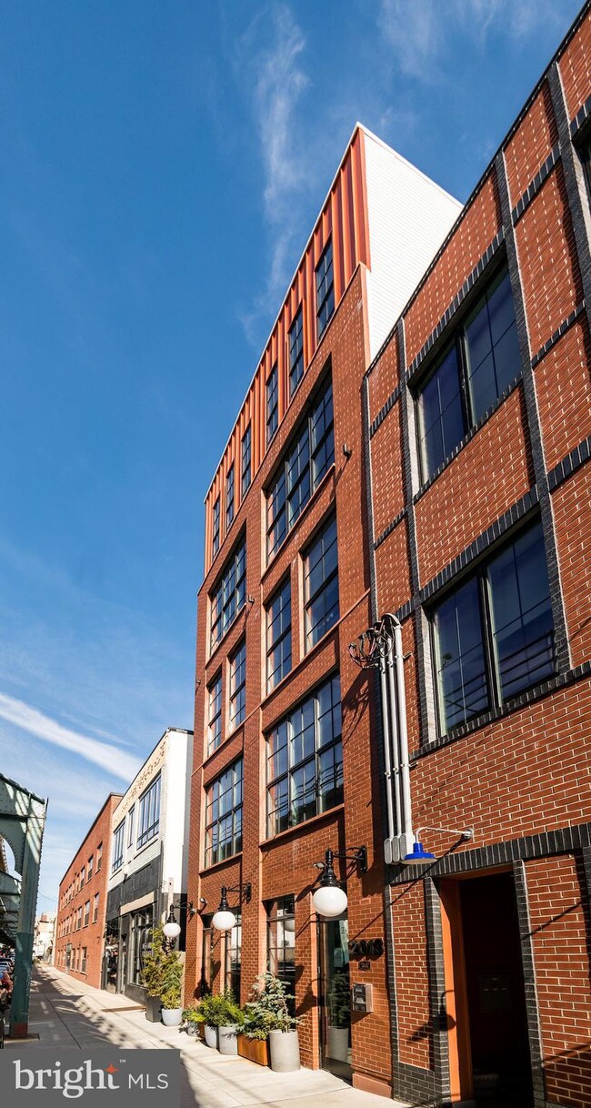 2013 N Front St unit STUDIO, Philadelphia, PA 19122 - photo 3