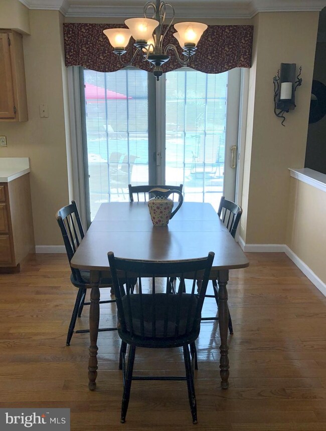 680 Highpointe Cir, Langhorne, PA 19047 - photo 7