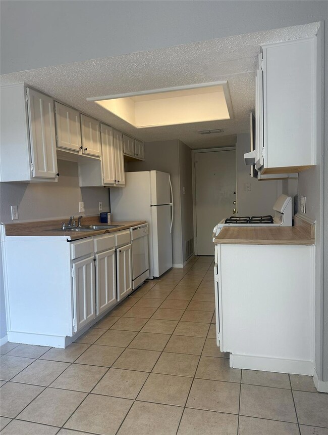 4807 Putters Cove unit A, Austin, TX 78744 - photo 5