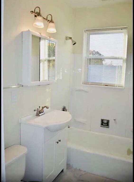 36 Seymour St unit 3, Roslindale, MA 02131 - photo 6