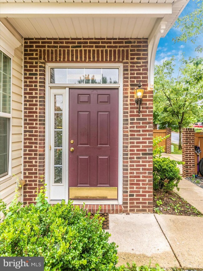 101 Whiskey Creek Cir, Frederick, MD 21702 - photo 2