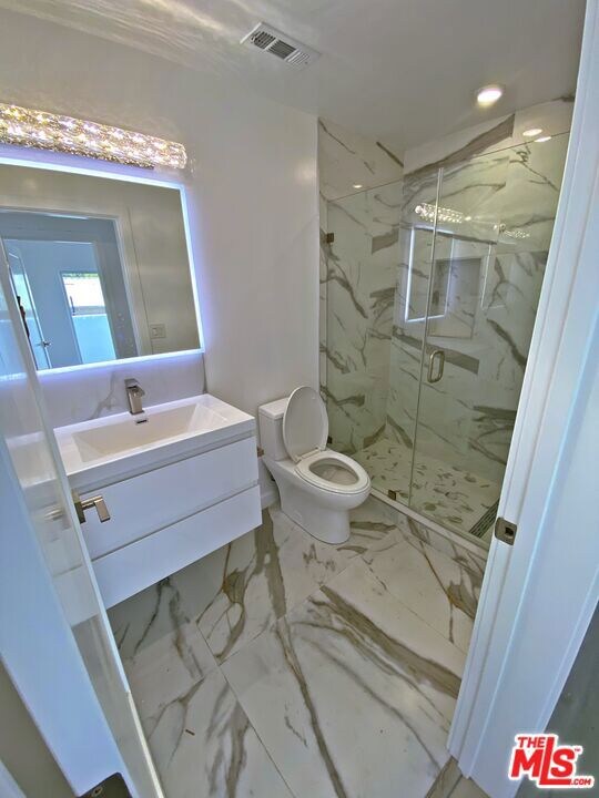 4627 W 18th St unit 1/2, Los Angeles, CA 90019 - photo 4