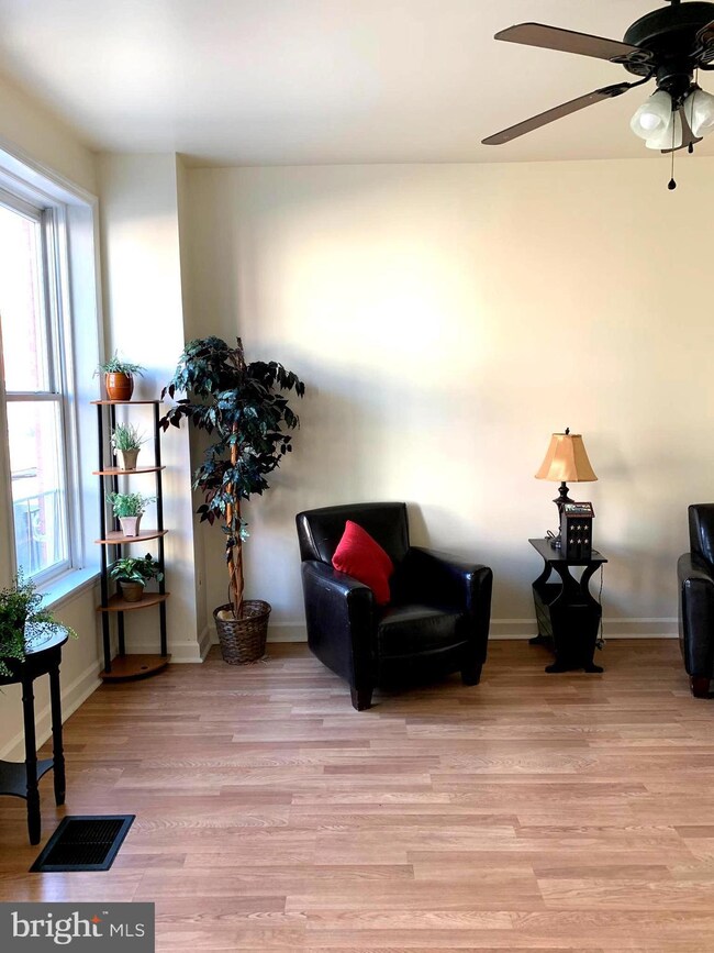 48 Madison Ave, Hagerstown, MD 21740 - photo 4