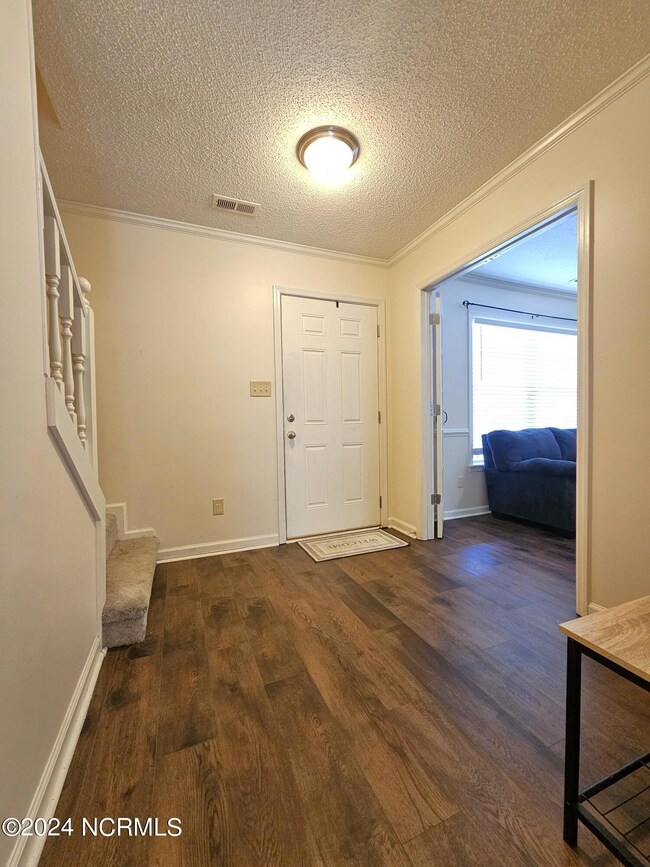 108 Erskine Ct, Jacksonville, NC 28540 - photo 7