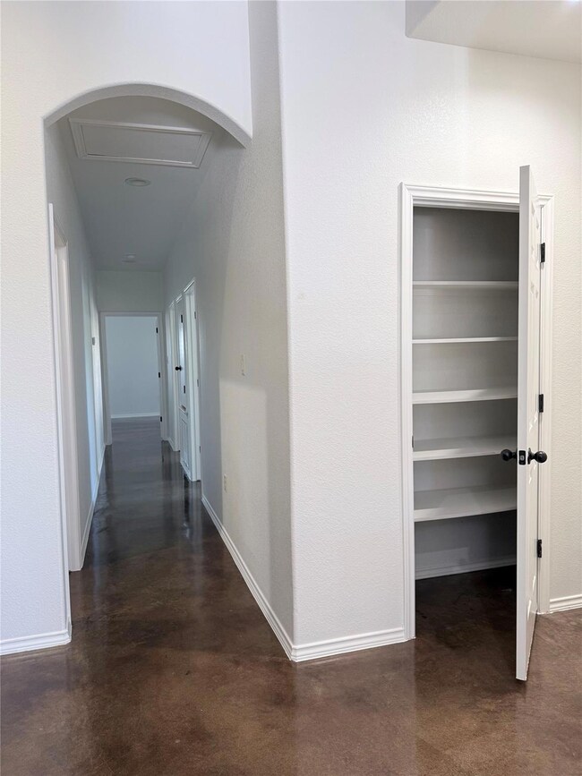 623 Jack Rabbit Ln unit B, Hays, TX 78610 - photo 6