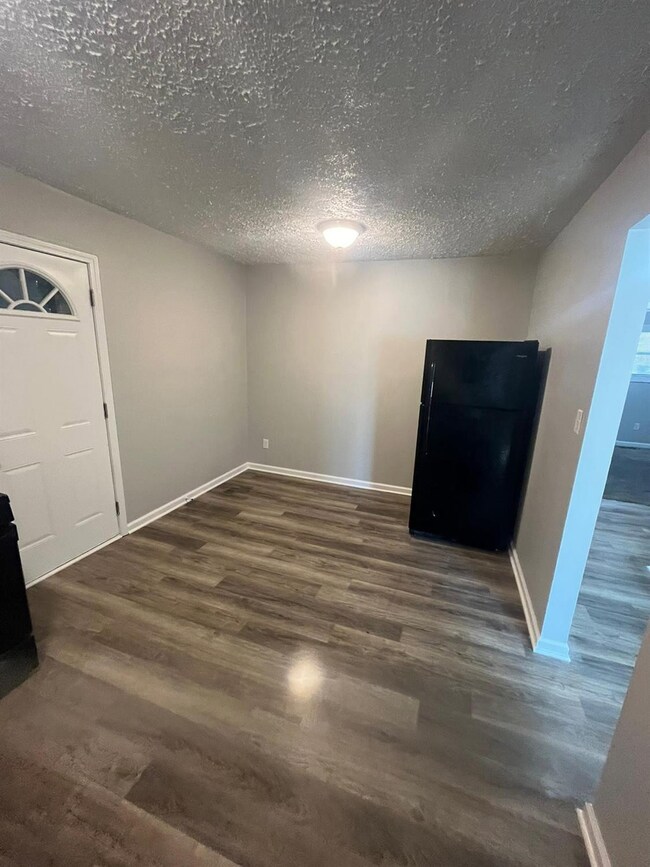 1108 Penny Ln, Chesterton, IN 46304 - photo 4