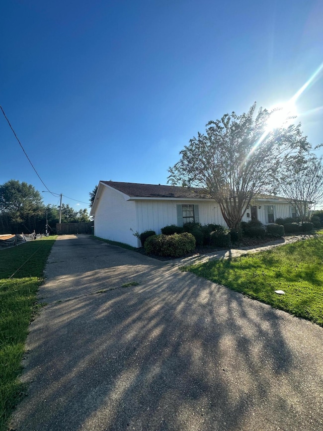 1203 Eugene St, Tupelo, MS 38804 - photo 3