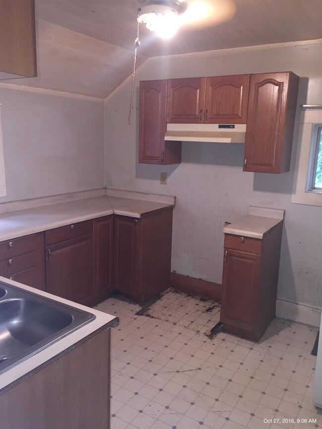 310 A St, La Porte, IN 46350 - photo 5