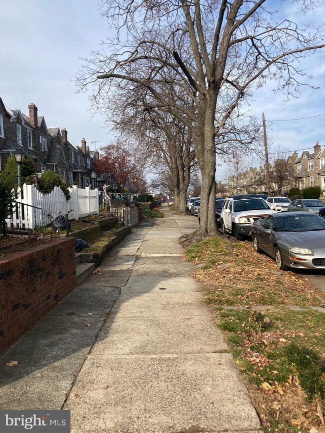 3554 Chippendale St, Philadelphia, PA 19136 - photo 3