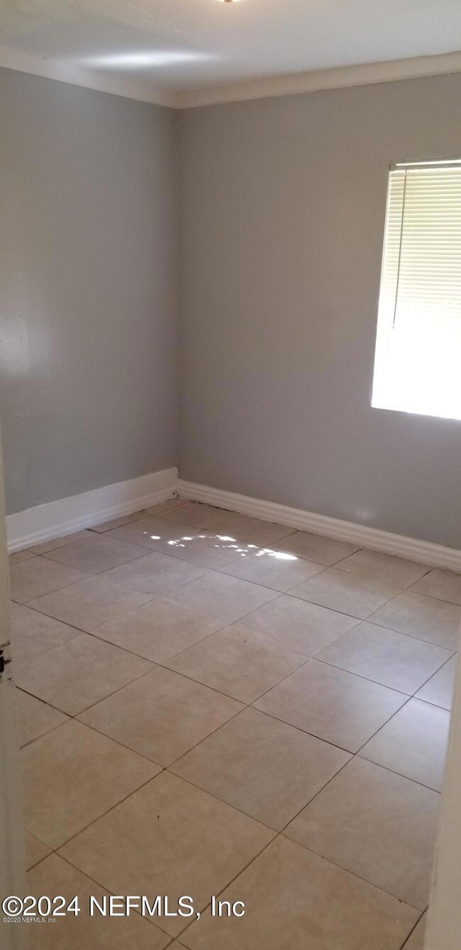 8731 Eaton Ave, Jacksonville, FL 32211 - photo 7