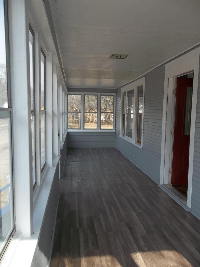 5 Front Porch