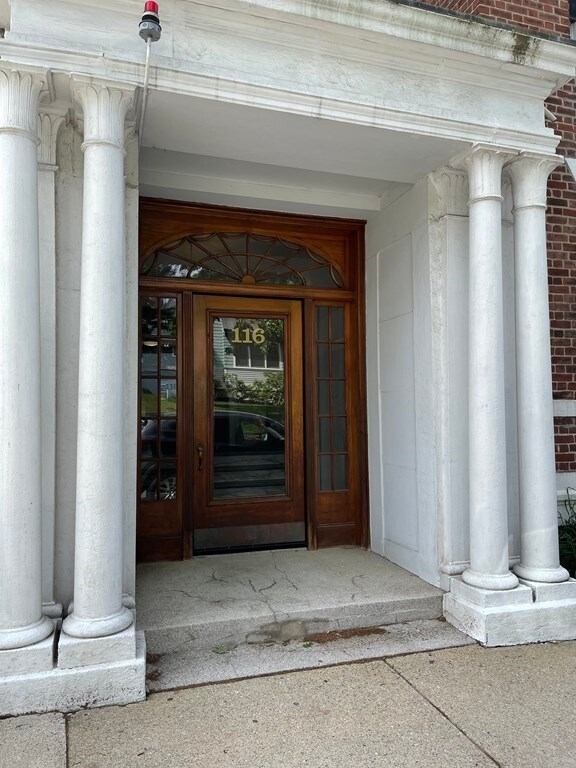 Sutherland Village unit 9, Brighton, MA 02135 - photo 3