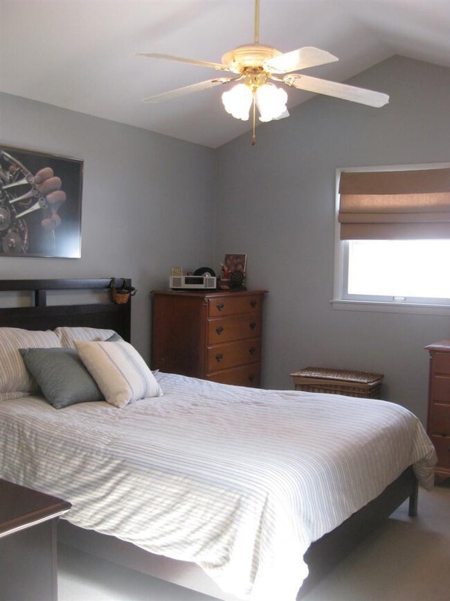 238 Walnut Ln, Crown Point, IN 46307 - photo 6