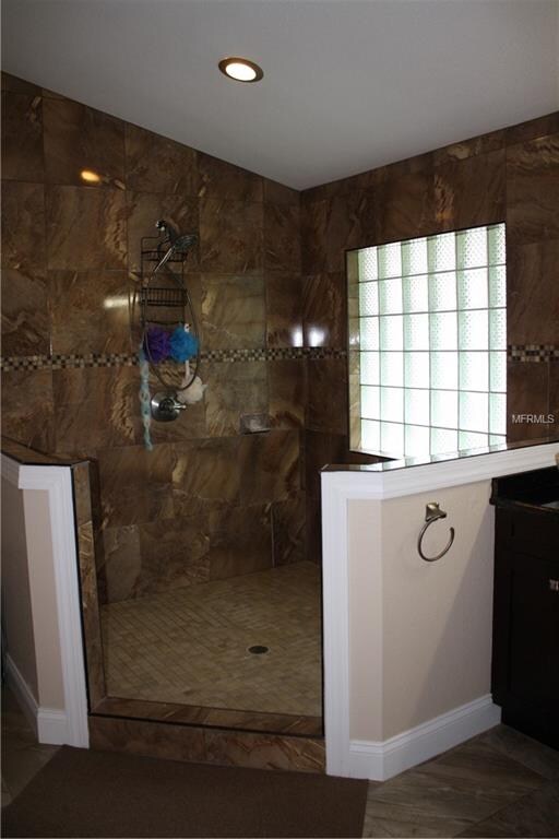 HUGE master walk in shower
