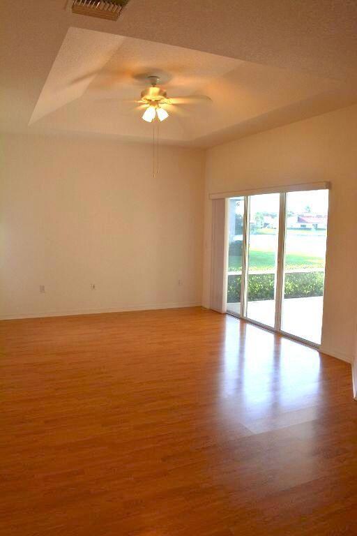 1812 living area