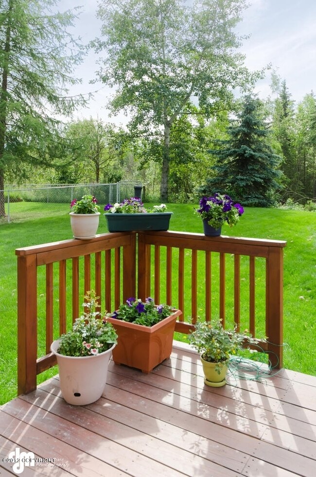 [photo 2215299] deck