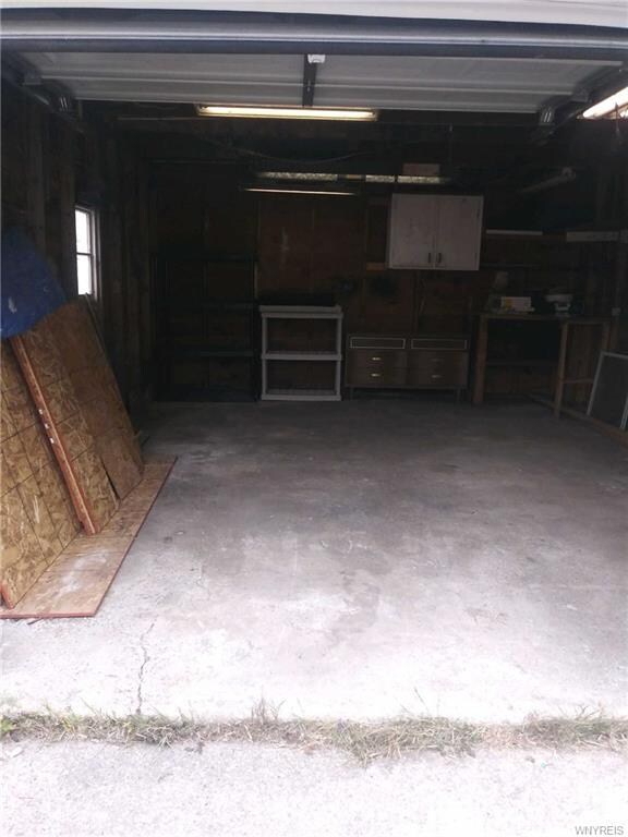 842 Lee Ave, North Tonawanda, NY 14120 - photo 3