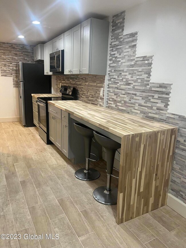 167 Lancaster St, Albany, NY 12210 - photo 7