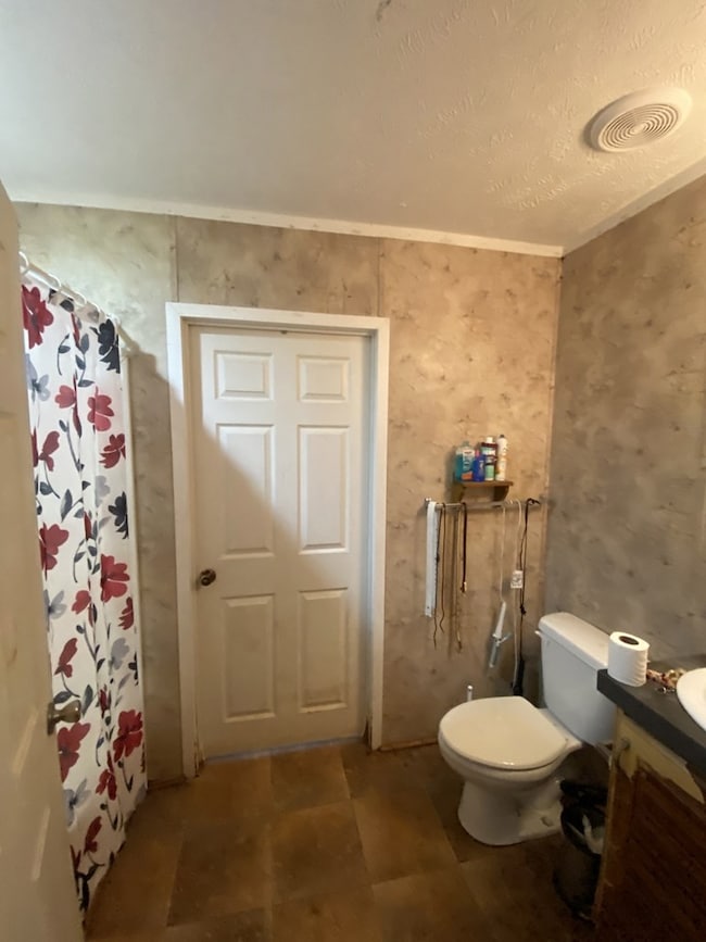 202 Belle Oaks Dr W, Greenwood, SC 29646 - photo 7