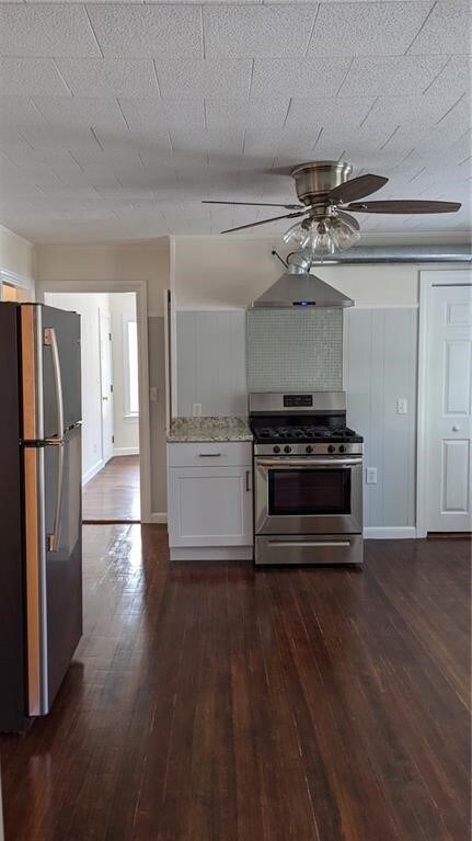 6 Second School St unit 2, Bristol, RI 02809 - photo 5