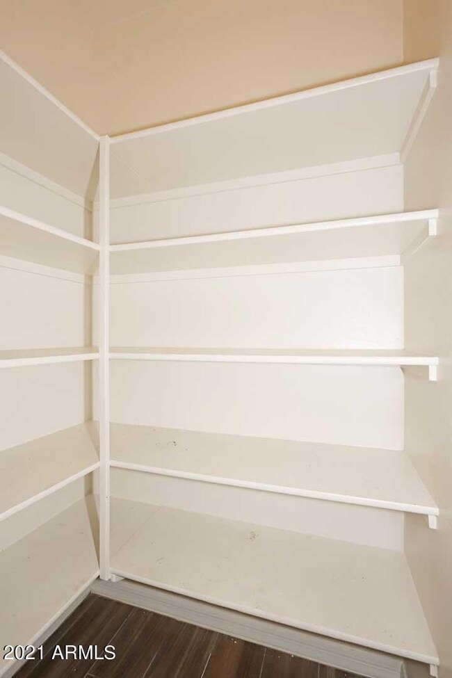 Kitchen-Pantry