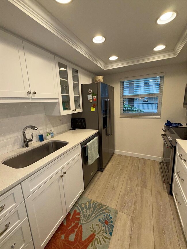 Portobello unit B402, Longboat Key, FL 34228 - photo 5