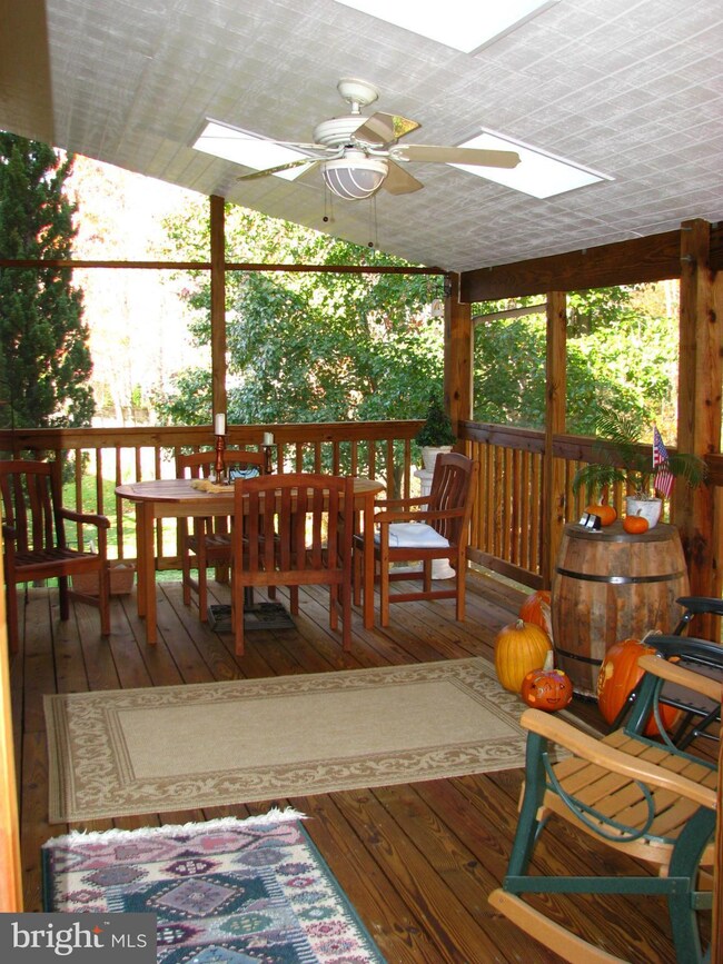 1819 Harewood Ln, Crofton, MD 21114 - photo 7