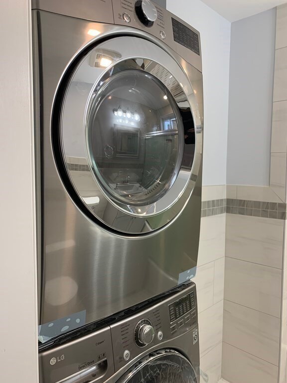 806 E 3rd St unit 2, Boston, MA 02127 - photo 5