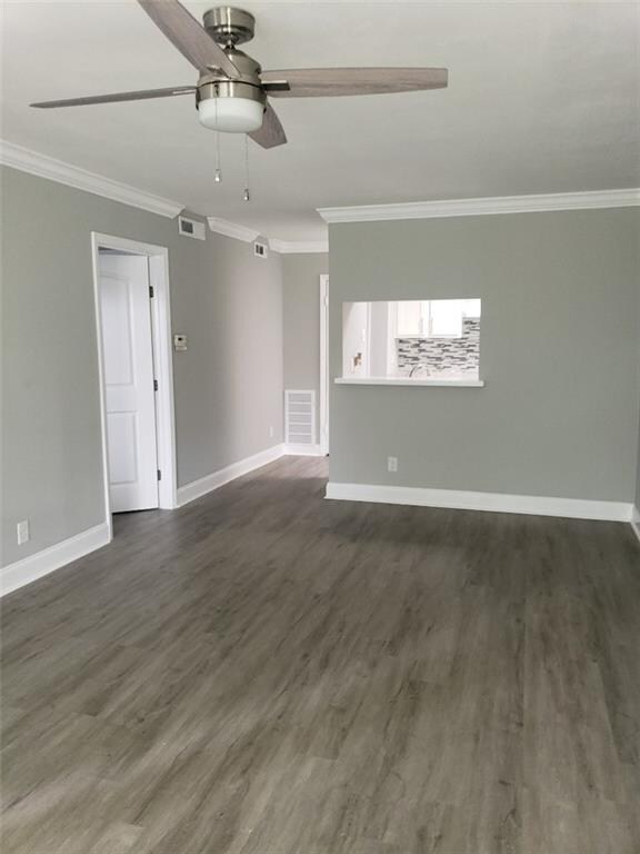 Open spaced Living room! New Floors