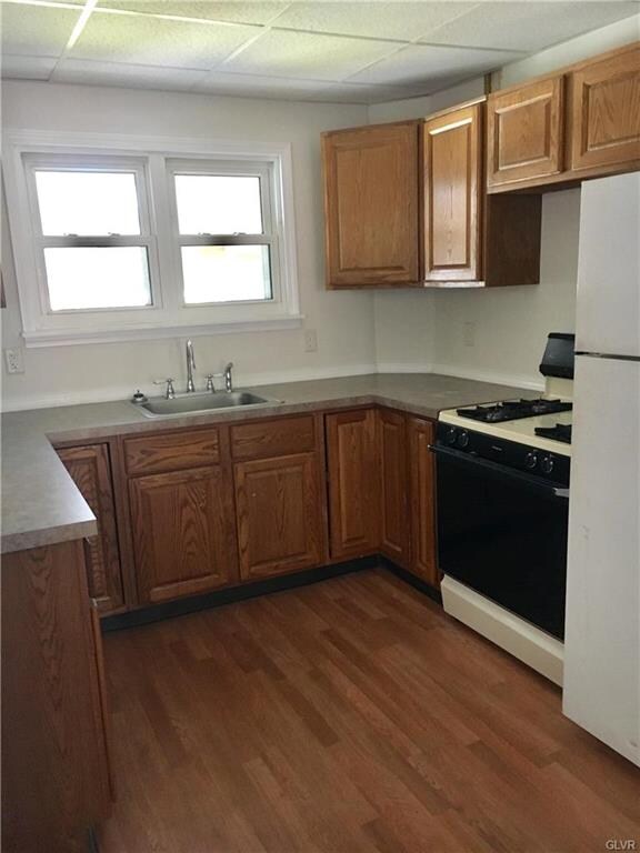 new kitchen !!