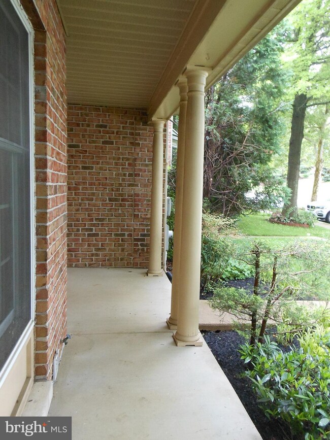 2724 Valley Park Dr, Baltimore, MD 21209 - photo 3