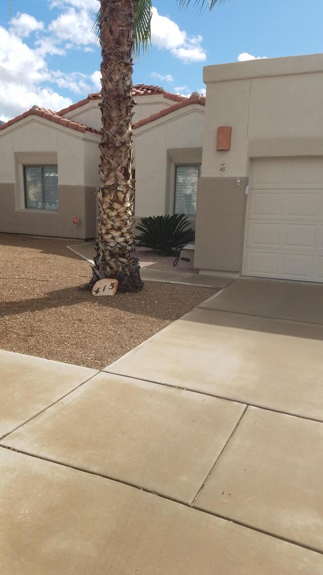 20181016_121734 front garage area