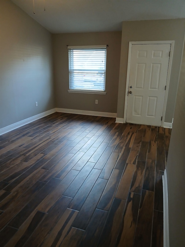 445 Cactus St, Tallahassee, FL 32304 - photo 6