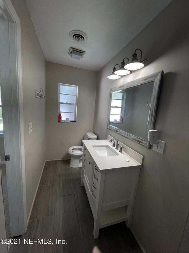 6413 Romilly Dr, Jacksonville, FL 32210 - photo 5