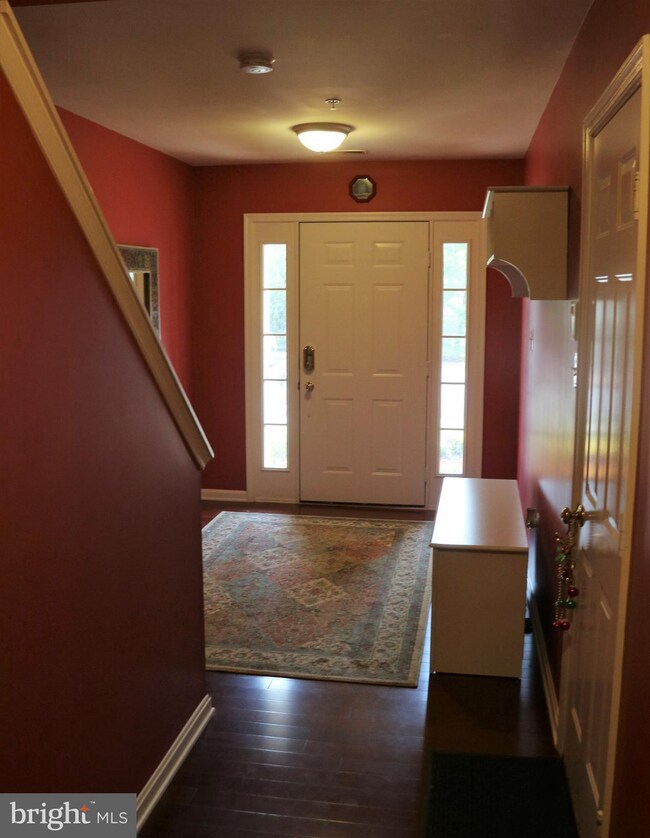 112 Lavenport Cir, Frederick, MD 21702 - photo 2