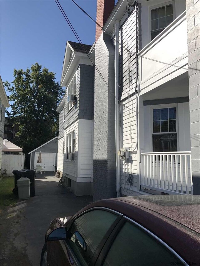 438 Taylor Ct, Troy, NY 12180 - photo 3