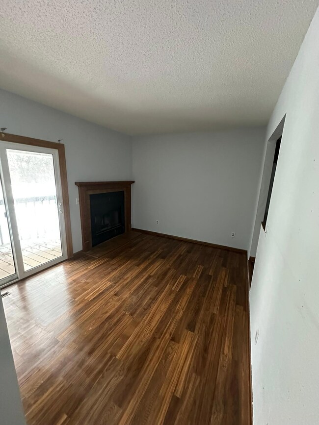 1818 113th Ln NW, Coon Rapids, MN 55433 - photo 6