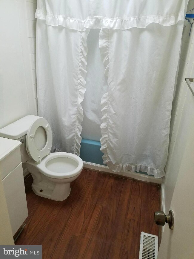2429 Harriet Ave, Baltimore, MD 21230 - photo 3