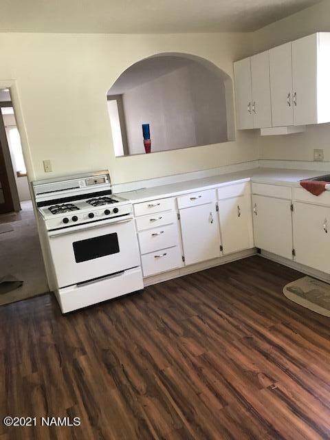 219 W Fourth St, Winslow, AZ 86047 - photo 3