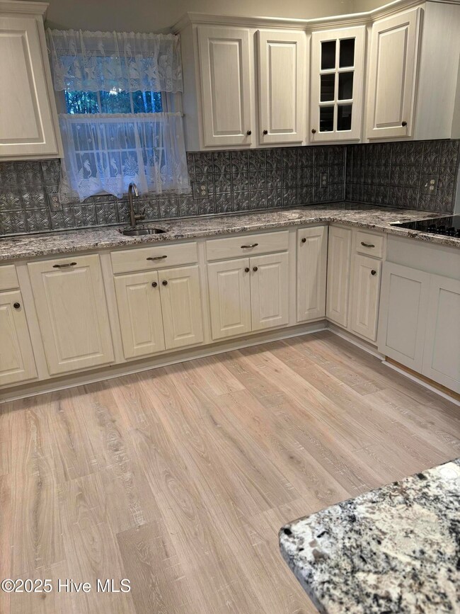 519 Boundaryline Dr NW, Calabash, NC 28467 - photo 5