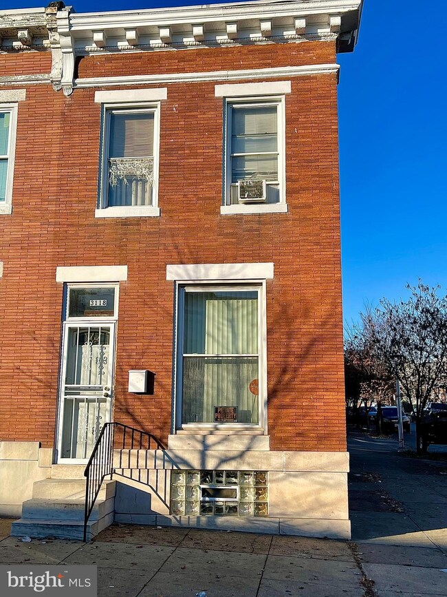 3118 Mcelderry St, Baltimore, MD 21205 - photo 2