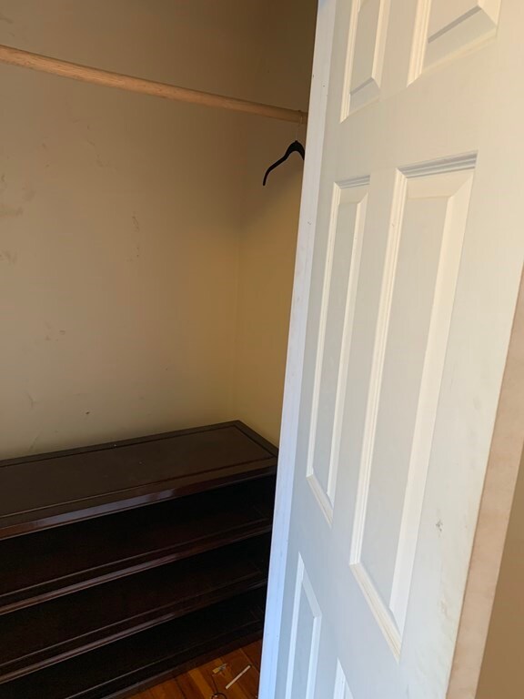 10 Circuit Ave unit 10, Newton Highlands, MA 02461 - photo 4